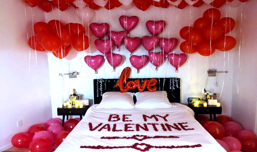 valentines day hotel room decoration